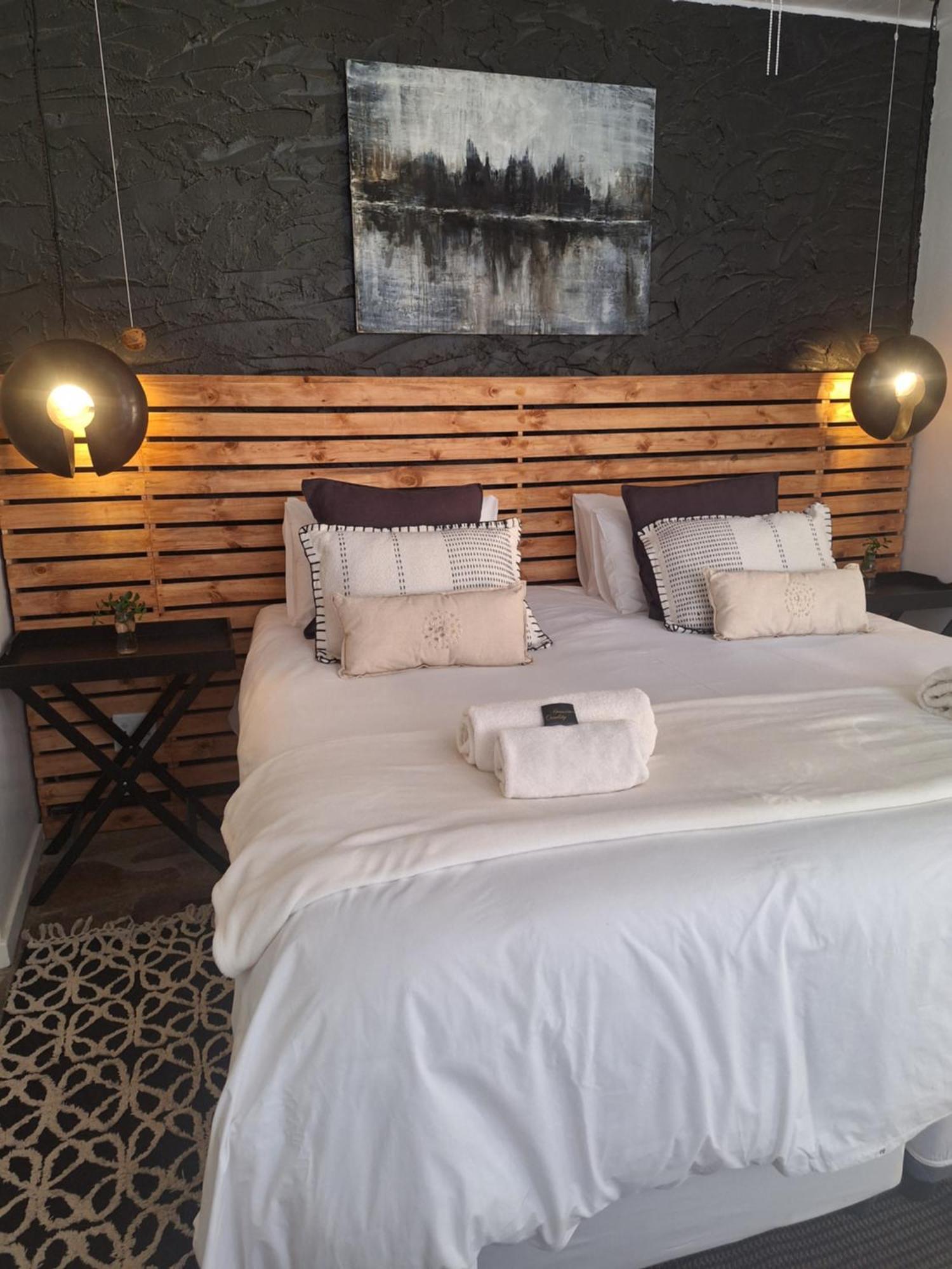 Exquisite Private Luxury Suite With King Bed At Bokmakierie Villas Windhoek Exteriér fotografie